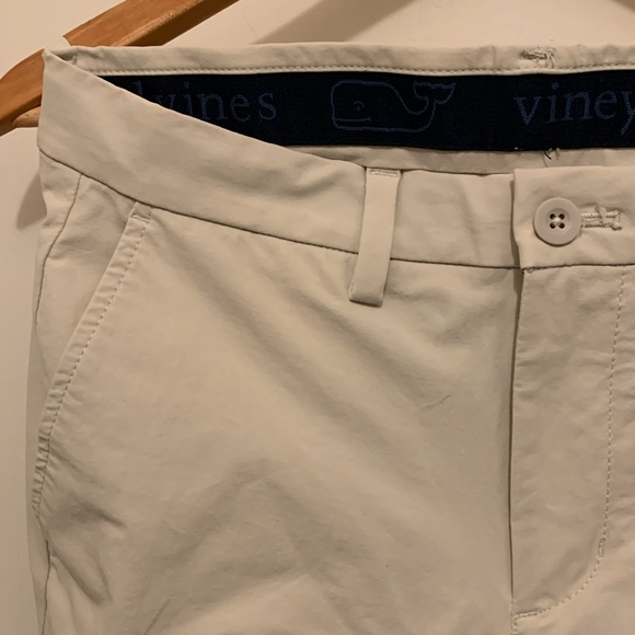 Vineyard Vines (30”x30”) - Picture 3 of 14